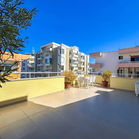 With Terrace 1321 Apartment