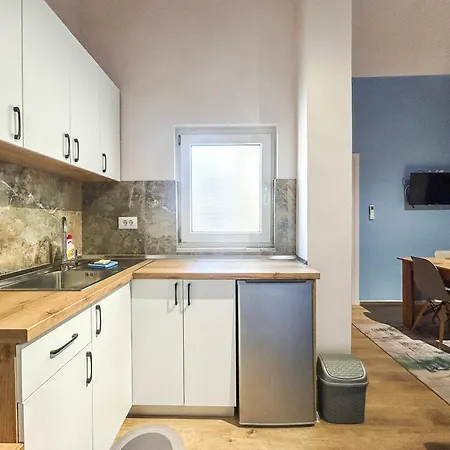 With Terrace 1321 Apartment