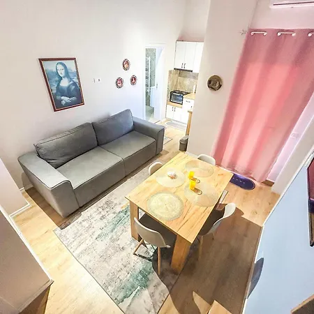 With Terrace 1321 Durrës